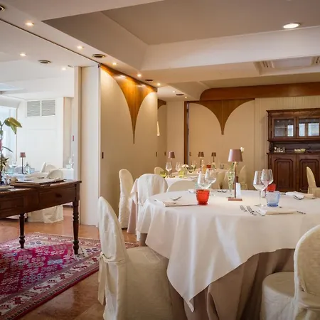 酒店 翁布里亚酒店 3*