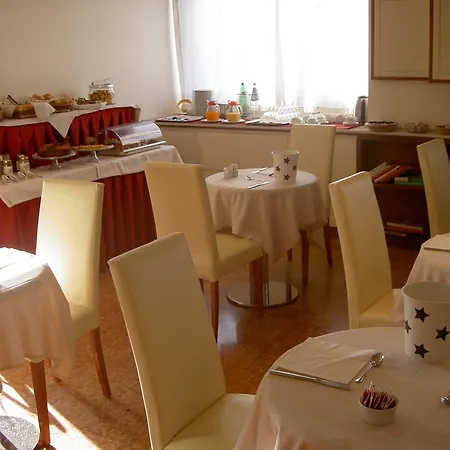 翁布里亚酒店 阿提里亚诺